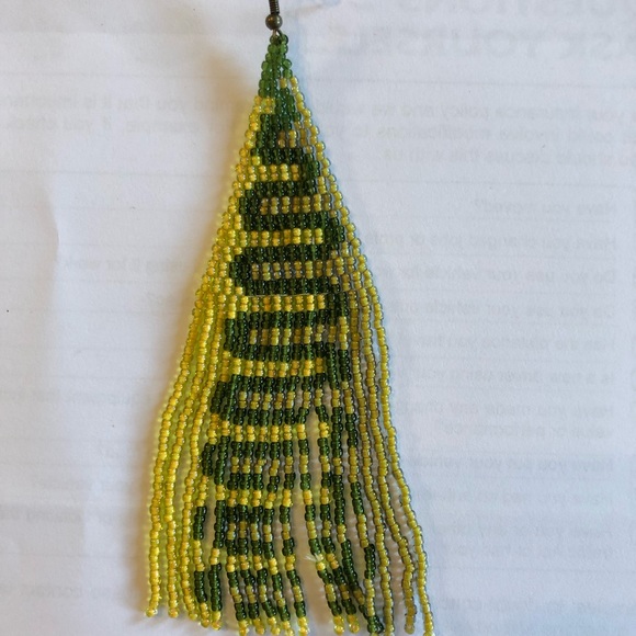 Handmade earrings in green, two shades of yellow - Picture 4 of 4